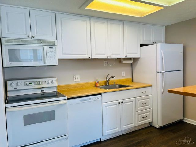 9553 Olde Woods Drive, West Chester, OH 45011