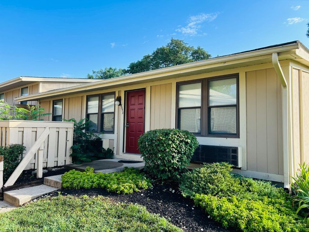 9553 Olde Woods Drive, West Chester, OH 45011