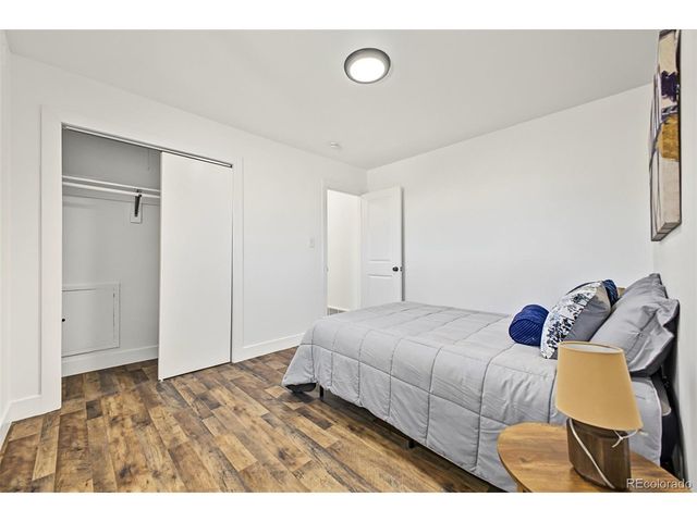 2401 Poze Blvd, Thornton, CO 80229