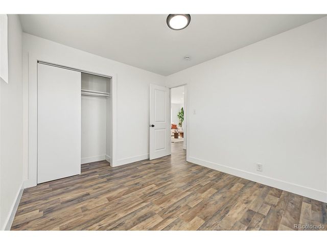 2401 Poze Blvd, Thornton, CO 80229