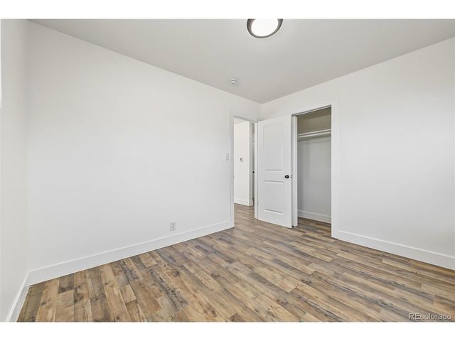 2401 Poze Blvd, Thornton, CO 80229