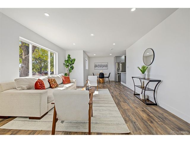 2401 Poze Blvd, Thornton, CO 80229