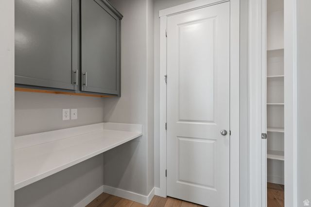 3233 W 2500 N, Clinton, UT 84015