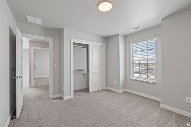 3233 W 2500 N, Clinton, UT 84015