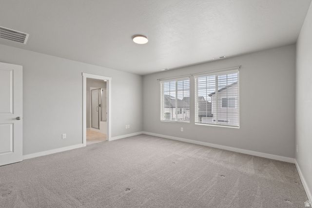 3233 W 2500 N, Clinton, UT 84015