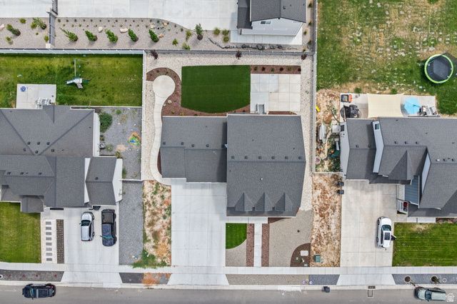 3233 W 2500 N, Clinton, UT 84015