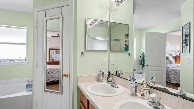 10742 DERRINGER DRIVE, Orlando, FL 32829