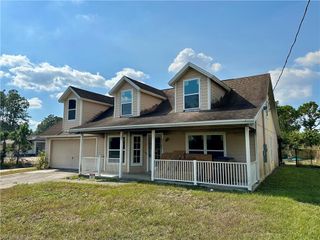 2801 Flora AVE N, Lehigh Acres, FL 33971