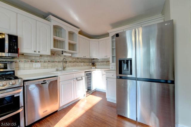 37 Bound Brook Rd, Parsippany-troy Hills Twp., NJ 07054
