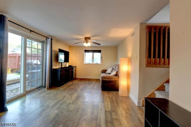 37 Bound Brook Rd, Parsippany-troy Hills Twp., NJ 07054