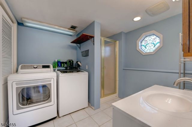 37 Bound Brook Rd, Parsippany-troy Hills Twp., NJ 07054