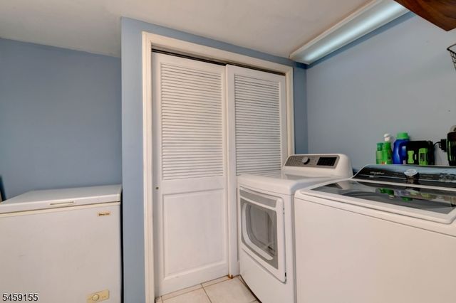 37 Bound Brook Rd, Parsippany-troy Hills Twp., NJ 07054
