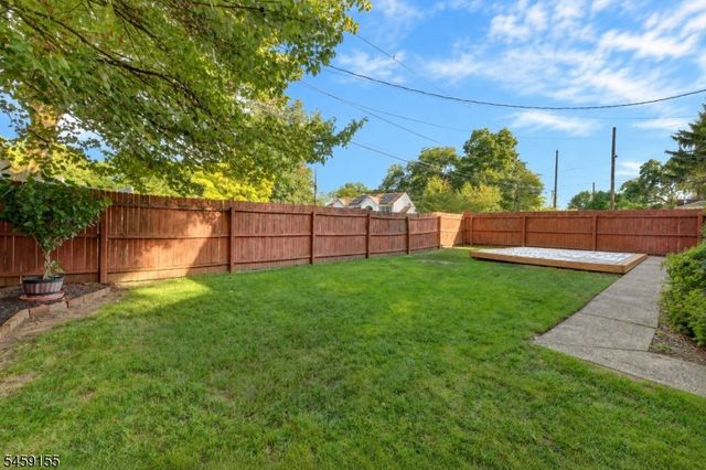 37 Bound Brook Rd, Parsippany-troy Hills Twp., NJ 07054