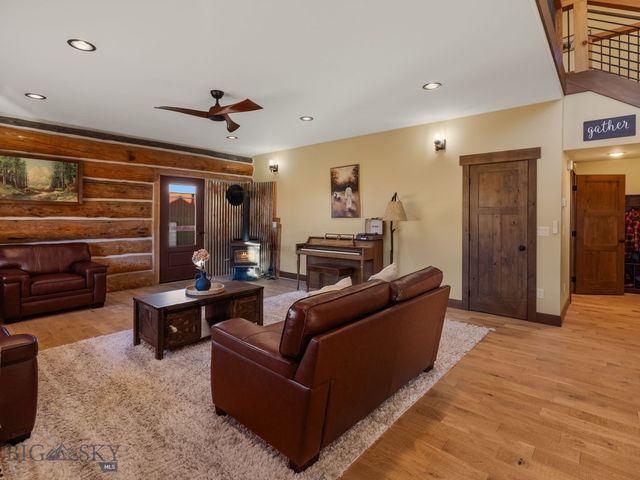 17 Tex's Loop, Alder, MT 59710