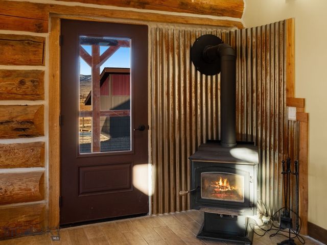 17 Tex's Loop, Alder, MT 59710