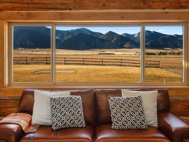 17 Tex's Loop, Alder, MT 59710