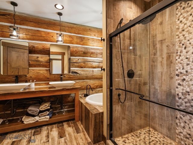 17 Tex's Loop, Alder, MT 59710