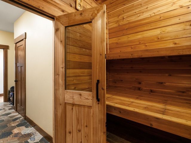 17 Tex's Loop, Alder, MT 59710