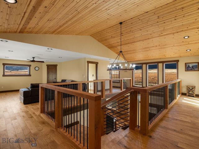 17 Tex's Loop, Alder, MT 59710