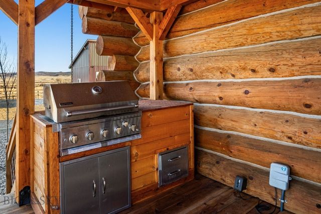 17 Tex's Loop, Alder, MT 59710