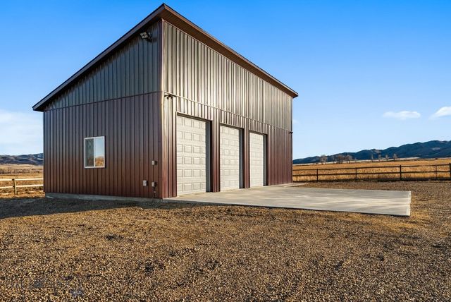 17 Tex's Loop, Alder, MT 59710