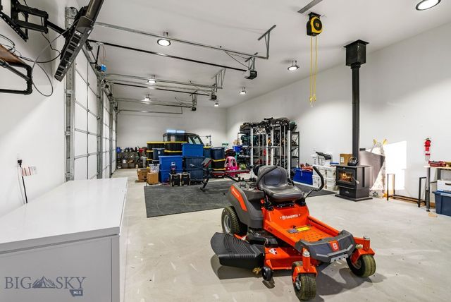 17 Tex's Loop, Alder, MT 59710