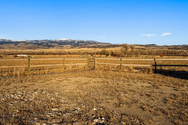 17 Tex's Loop, Alder, MT 59710