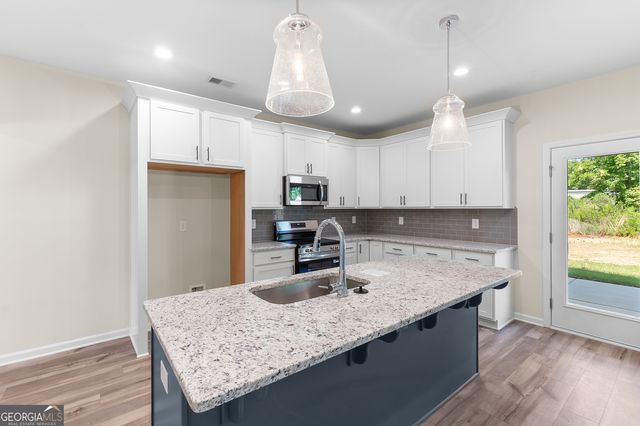 5387 Felles Way, Forsyth, GA 31029