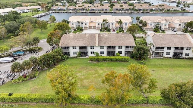 365 Stella Maris DR N 2905, Naples, FL 34114