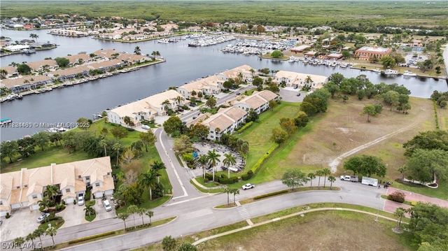 365 Stella Maris DR N 2905, Naples, FL 34114