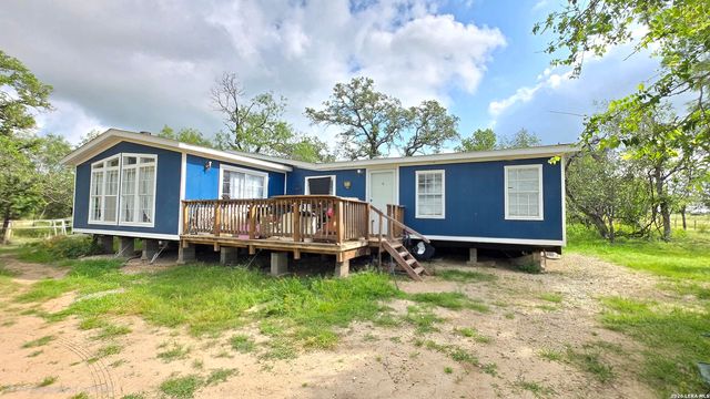 289 ZIGMOND RD, Poteet, TX 78065