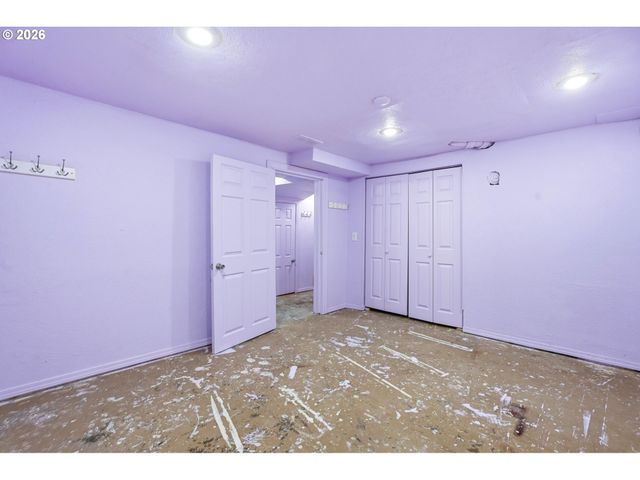 2904 HARNEY St, Vancouver, WA 98660