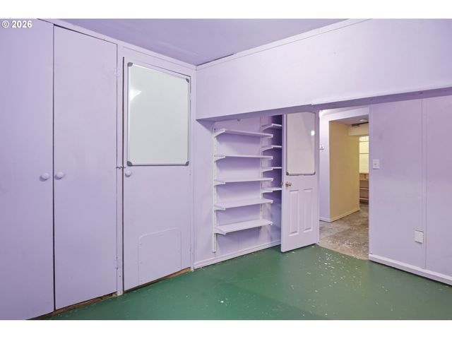 2904 HARNEY St, Vancouver, WA 98660