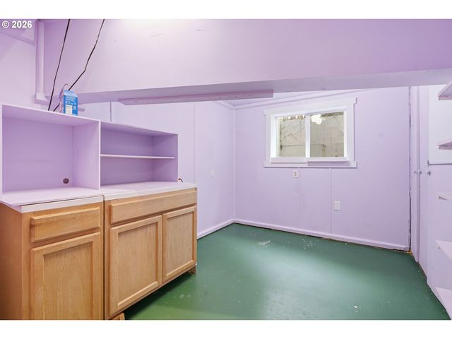 2904 HARNEY St, Vancouver, WA 98660