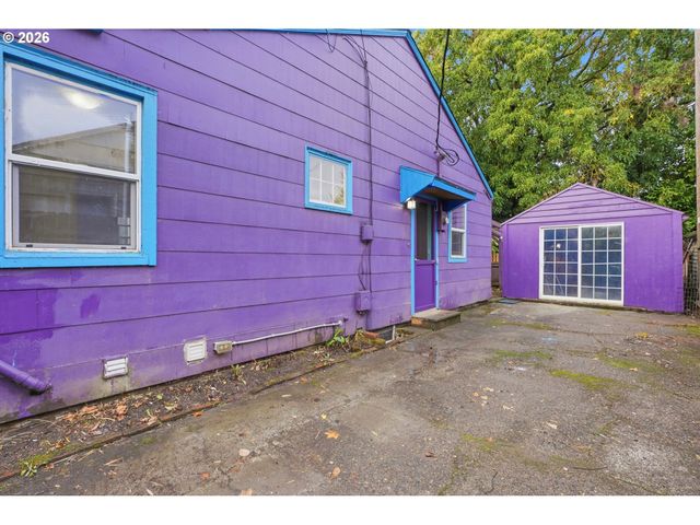 2904 HARNEY St, Vancouver, WA 98660