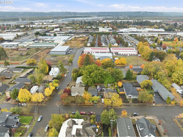 2904 HARNEY St, Vancouver, WA 98660