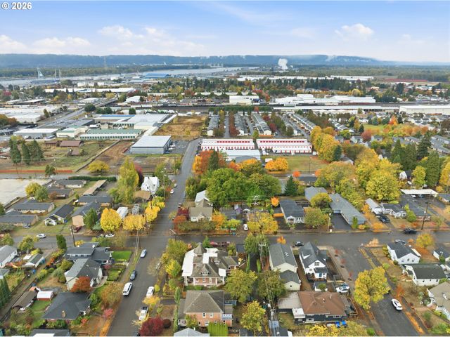 2904 HARNEY St, Vancouver, WA 98660
