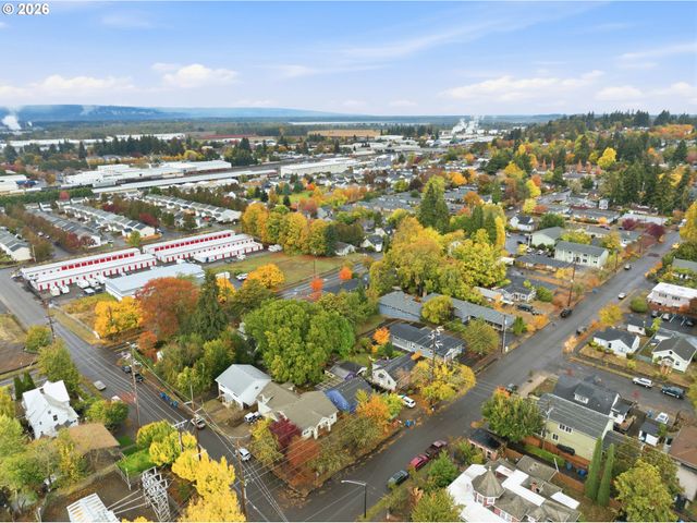 2904 HARNEY St, Vancouver, WA 98660