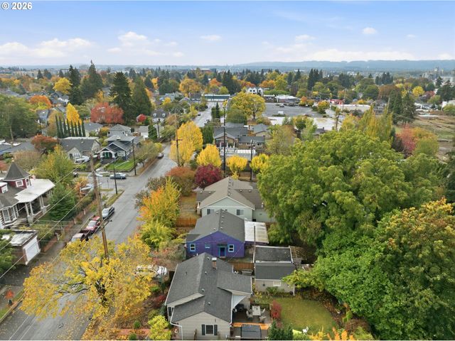 2904 HARNEY St, Vancouver, WA 98660