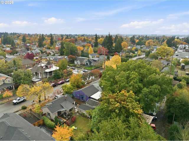 2904 HARNEY St, Vancouver, WA 98660