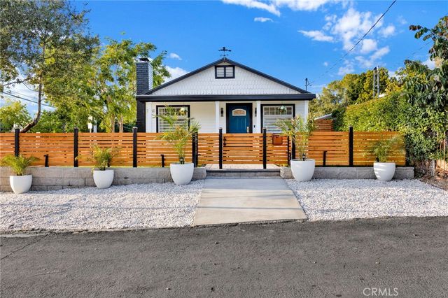 7961 Day, Sunland, CA 91040