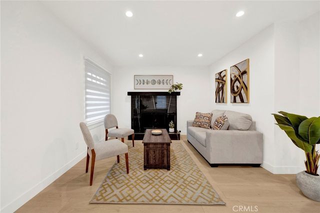 7961 Day, Sunland, CA 91040