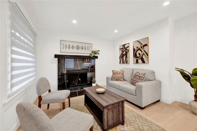 7961 Day, Sunland, CA 91040
