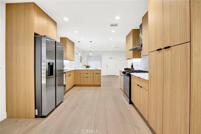 7961 Day, Sunland, CA 91040
