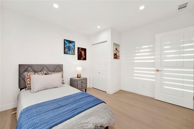 7961 Day, Sunland, CA 91040