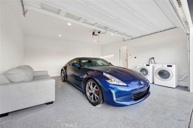 7961 Day, Sunland, CA 91040