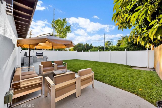 7961 Day, Sunland, CA 91040
