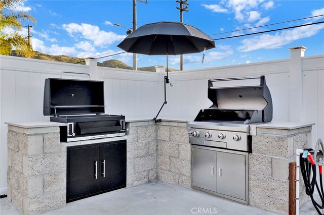 7961 Day, Sunland, CA 91040