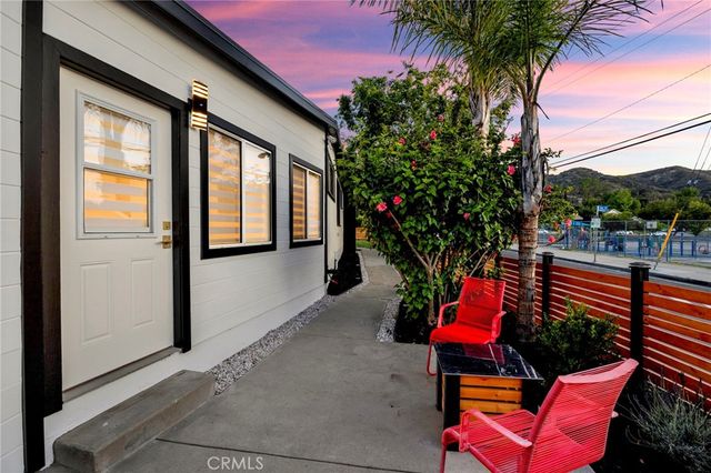 7961 Day, Sunland, CA 91040