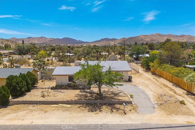 57007 Navajo Trail, Yucca Valley, CA 92284